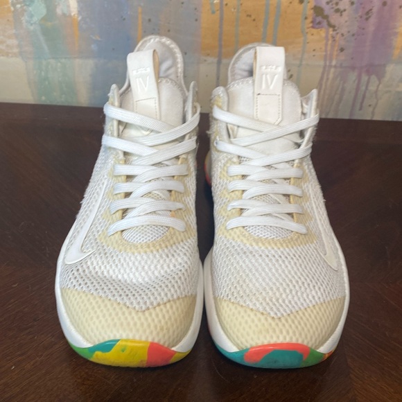 Nike LeBron Witness White Muti-Camo Basketball Shoes Mens size 9 - Picture 4 of 5